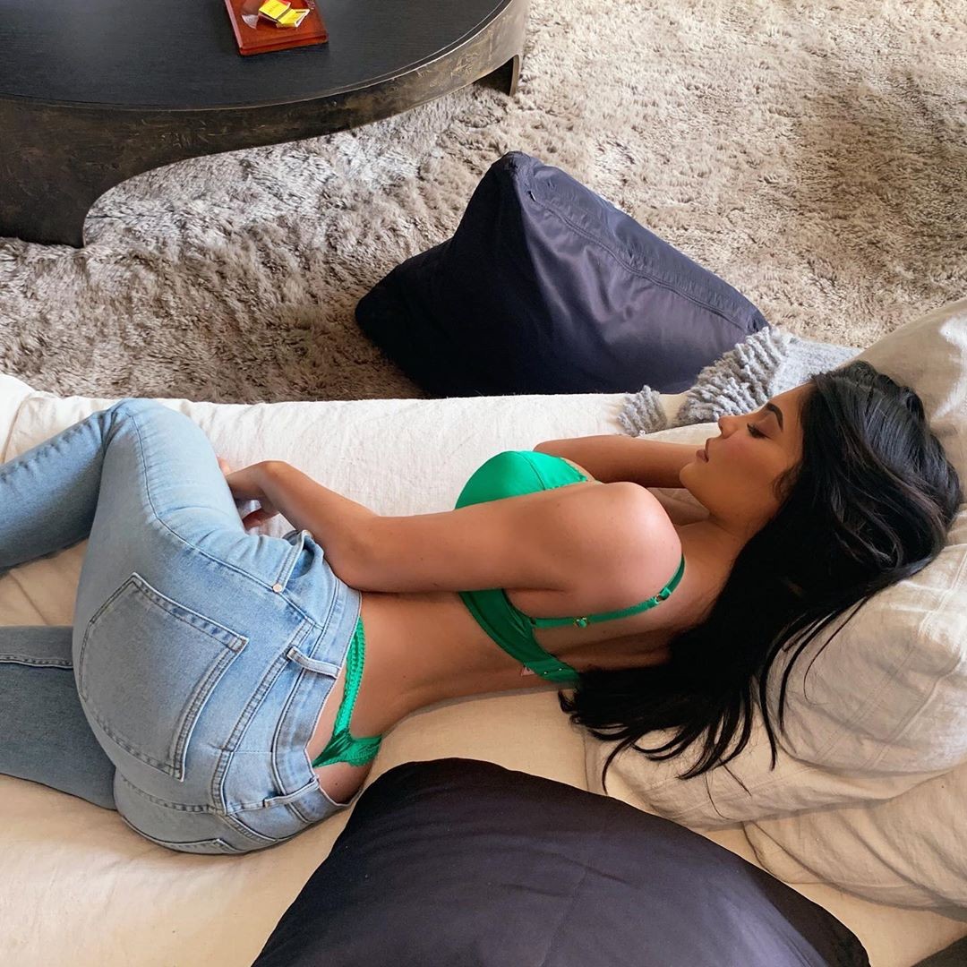 Thongs So Good You'll Want To Sleep In Them—Just Like Kylie
